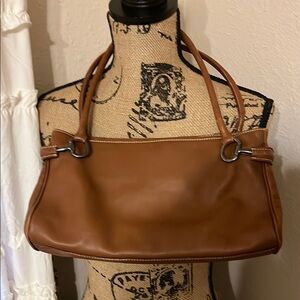 Harold's Tan Leather Shoulder Bag with Metallic Hardware